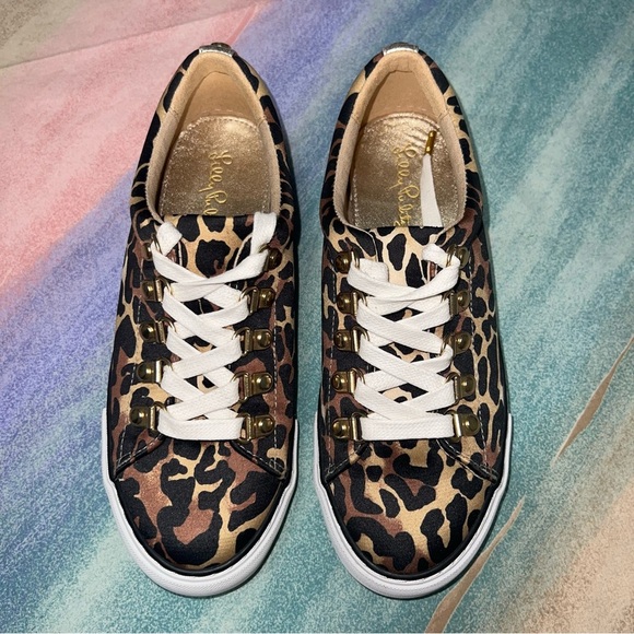 Lilly Pulitzer Hallie Sneaker Onyx My Favorite Spot Leopard Print size 6 - Picture 2 of 9